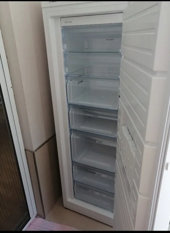 Bosch GSN33VWE0N 225 Lt 7 Çekmeceli Derin Dondurucu Beyaz